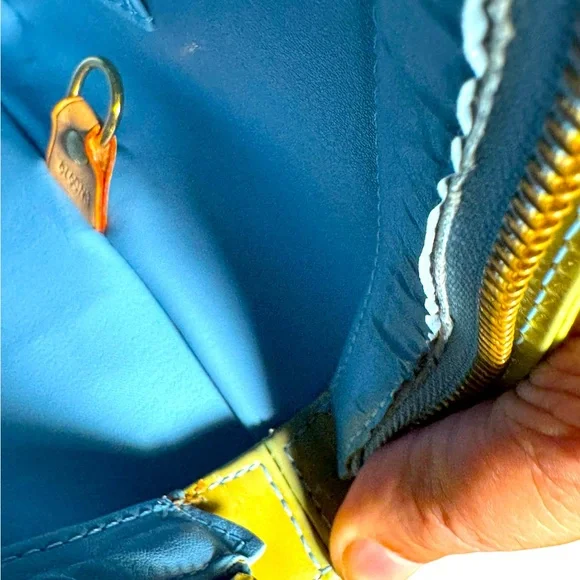 Louis Vuitton Houston Handbag in NEOT condition Aythentic - Picture 8 of 14